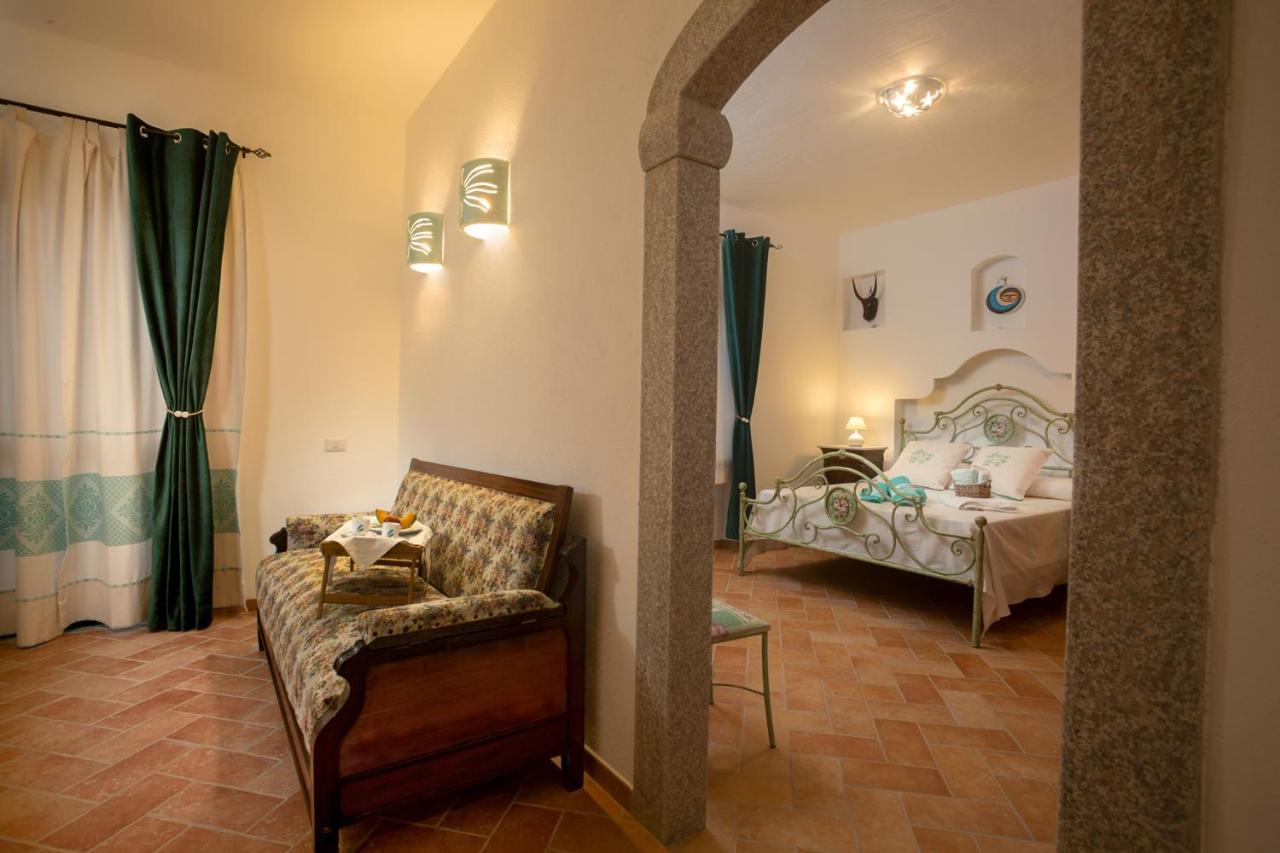 Vincent House Hotel Santa Teresa Gallura Eksteriør billede